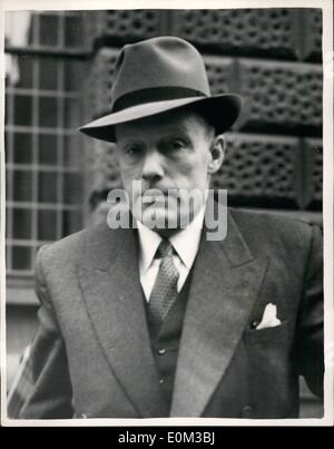 Giugno 06, 1953 - Terzo giorno di Christie omicidio prova al Old Bailey. La foto mostra il capo disperato Griffin visto come egli arriva al Old Bailey questa mattina. Foto Stock