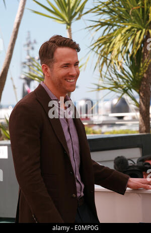 Cannes, Francia. 16 Maggio, 2014. Al photocall per il film di prigionieri a 67th Cannes Film Festival, venerdì 16 maggio 2014, Cannes, Francia. Credito: Doreen Kennedy/Alamy Live News Foto Stock