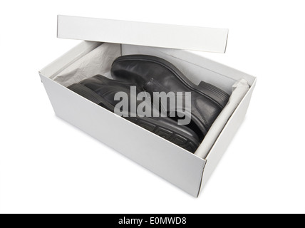 Scarpe bianche box isolato su bianco con tracciato di ritaglio Foto Stock