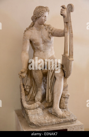 Apollo a riposo sul monte Parnaso, collezione Ludovisi, Museo Nazionale Romano, Palazzo Altemps, Roma, Italia Foto Stock