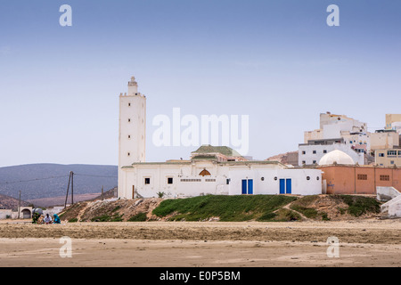 La moschea di spiaggia nelle vicinanze Mirleft, Marocco, Africa Foto Stock