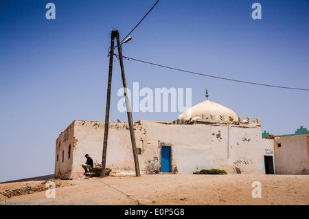 La moschea di spiaggia nelle vicinanze Mirleft, Marocco, Africa Foto Stock