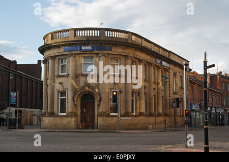 La Royal Bank of Scotland RBS a Chesterfield Derbyshire Inghilterra edificio classificato di grado II del Regno Unito Foto Stock