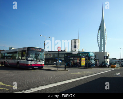 Il disco interchange Portsmouth, Hampshire, Inghilterra Foto Stock