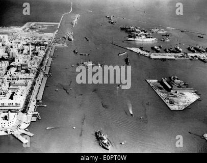 Vista aerea del canale di Suez durante la crisi di Suez Foto Stock