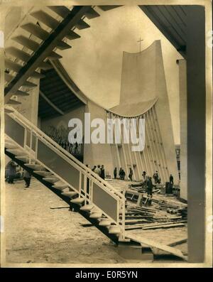 Apr. 04, 1958 - Bruxelles Esposizione universale si apre oggi.: Vista del Vaticano Pavilion a Bruxelles Esposizione Universale che si apre oggi. Foto Stock