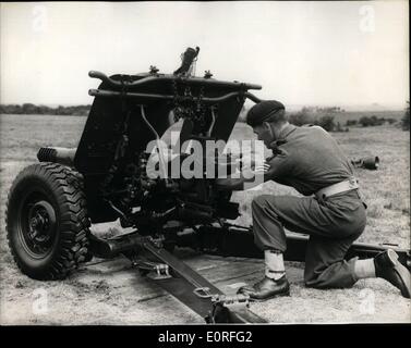 Maggio 05, 1959 - Scuola di Artiglieria dimostrazione. Incluso nella odierna Scuola di Artiglieria dimostrazione a Larkhill, Wilte, era Foto Stock