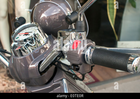 Manubrio Scooter closeup Foto Stock