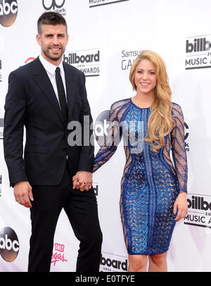 Las Vegas, California, Stati Uniti d'America. 18 Maggio, 2014. Shakira e Gerard Pique arriva per il Billboard Music Awards 2014 a MGM Grand Arena. © Lisa O'Connor/ZUMAPRESS.com/Alamy Live News Foto Stock