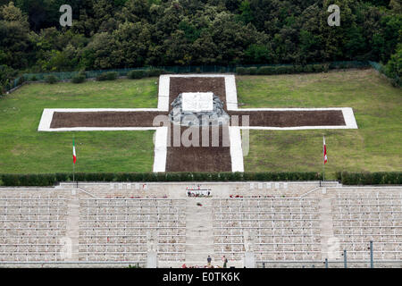 Cimitero Militare Polacco in sul Monte Cassino Foto Stock