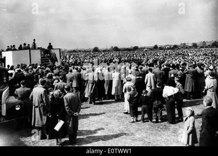 Il reverendo Billy Graham sermone conduce al di fuori Foto Stock