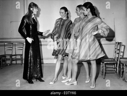 Il cantante Françoise Hardy in prova Foto Stock