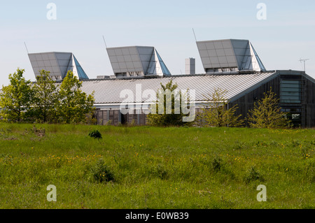 Arup edificio del campus da Blythe La Riserva Naturale Valle, Shirley, West Midlands, England, Regno Unito Foto Stock