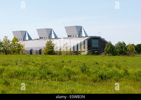 Arup edificio del campus da Blythe La Riserva Naturale Valle, Shirley, West Midlands, England, Regno Unito Foto Stock