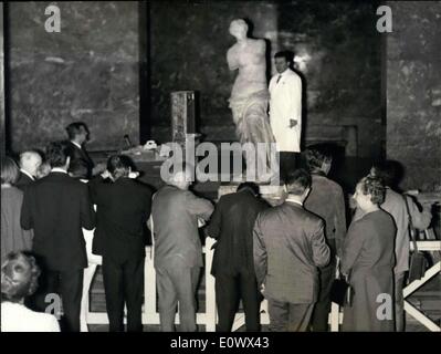 Agosto 04, 1964 - La Venere di Milo al Louvre di Parigi Foto Stock