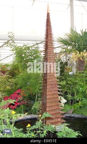 Londra, Regno Unito. 19 Maggio, 2014. RHS Chelsea Flower Show VIP e premere giorno nella motivazione della Royal Chelsea Hospital di Londra il 19 maggio 2014 Credit: KEITH MAYHEW/Alamy Live News Foto Stock