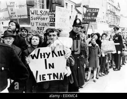 Anti-war rally in London Foto Stock