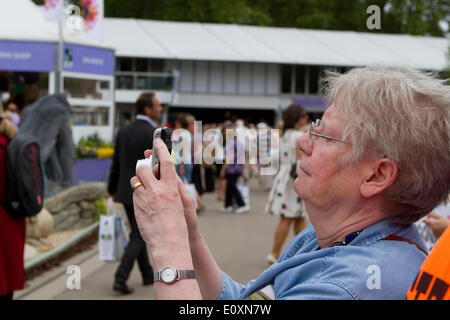 Chelsea,UK,20 maggio 2014,per scattare delle foto al RHS Chelsea Flower Show 201 Credito: Keith Larby/Alamy Live News Foto Stock