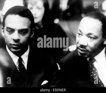 Martin Luther King Jr. presso la " Pacem in terris " Conferenza di Pace Foto Stock