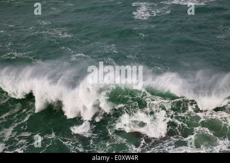 Land's End; Onda; Cornovaglia; Regno Unito Foto Stock