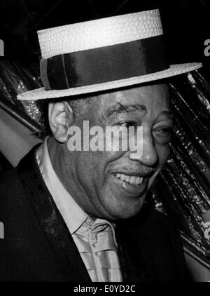 Il cantante Duke Ellington festeggia il suo compleanno Foto Stock