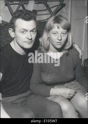 La campana di Maria omicidio caso Gen 01, 1970 - (data esatta sconosciuto) - Foto: George Brown e sua moglie giugno RICHARDSON - i genitori di Martin marrone - uno dei due bambini uccisi da 11 anni a campana di Maria. Maria Campana divenne tristemente noto a 11 dopo essere stato condannato per strangolare due bambini piccoli. Maria Campana fu condannato a ''vita detenzione'' per l'omicidio colposo di 4 anno vecchia Martin marrone e 3 anni Brian Howe alla Scots cod, New Castle. La polizia ha lanciato un'inchiesta e Maria Campana fu arrestato sabato 25 maggio 1968. (Credito Immagine: © Keystone Press Agency/Keystone USA via ZUMAPRESS.com) Foto Stock