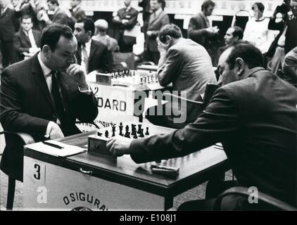 Mar 03, 1970 - Partita del secolo. La foto mostra il grand masters Korchnoi e Portish Ungheria stanno giocando sulla terza scheda. C Foto Stock