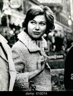 Maggio 05, 1972 - attrice British-Born Gia Scala muore di overdose di stupefacenti: British-nato attrice Gia Scala fu trovato morto la scorsa notte al suo Hollywood Hills home. Il 36-anno0vecchia attrice, nato Giovanna Scoglio di Liverpool e sollevato a Roma aveva apparentemente morti per overdose di stupefacenti. La foto mostra l'attrice Gia Scala che è morto a Hollywood. Foto Stock