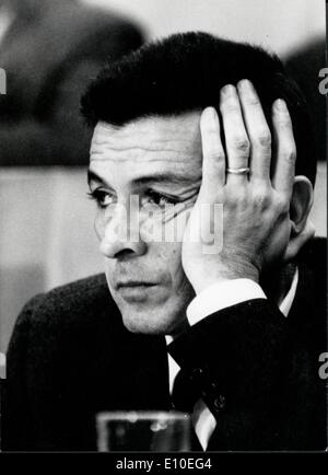 Il partito comunista leader Enrico Berlinguer in una riunione Foto Stock