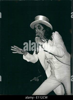 05 maggio 1975 - Alice Cooper - ''Benvenuti al mio incubo mdni Square Garden. APRA Foto Stock