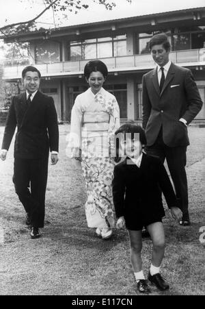 Il principe Charles visite Imperatore del Giappone Foto Stock