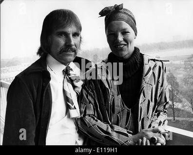 L'attrice Glenda Jackson con mio marito Roy Hodges Foto Stock