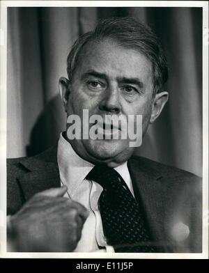 Lug. 07, 1978 - Cyrus Vance, Stati Uniti Segretario di Stato raffigurato all ONU conferenza stampa sulla Namibia. Foto Stock
