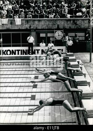 Agosto 08, 1978 - III. Campionati del Mondo di nuoto: sarà inaugurato a Berlino di agosto 18th. Questo è il più grande evento di sport in questa città a partire dalla fine della Seconda Guerra Mondiale. 1710 concorrenti provenienti da 54 paesi prenderanno parte vi; circa 500 giornalisti e fotografi provenienti da tutto il mondo saranno in grado di relazione da questa Campionati del mondo. La foto mostra ultimo allenamento per i prossimi concorsi in Berlin Swimming Stadium. Foto Stock