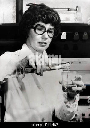 Donna farmacia inventore nazionale dell'anno '78 Foto Stock