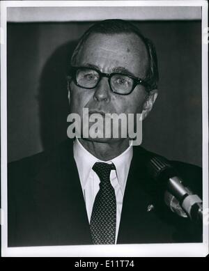 Nov. 11, 1979 - New York Hilton Hotel di New York City. Candidato presidenziale repubblicano George Bush ha indirizzato una prima colazione di fund-raiser qui a New York. Il sig. Bush era il direttore del CTA in Amministrazione Ford ed è un ex ambasciatore presso le Nazioni Unite Foto Stock