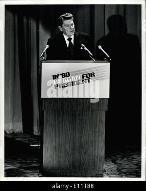 Nov. 13, 1979 - 11-13-1979 New York Hilton Hotel di New York City. Ex governatore della California , Ronald Reagan è entrato nel 1980 corsa presidenziale di oggi con una parola nella città di New York. Foto Stock