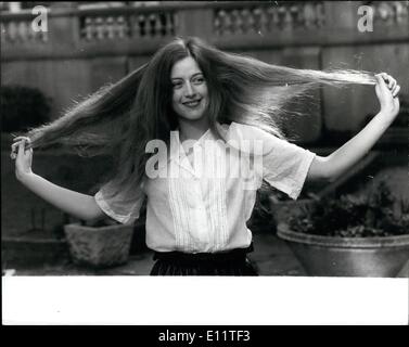 Mar 03, 1980 - Anne Louise Lambert come Lucrezia Borgia Anne Louise Lambert, 24 anni attrice australiana, è stato colato come Lucrezia Borgia in "l'Borgias' un passato dieci serie di dramma circa il famigerato famiglia italiana che sarà mostrato su BBC2 televisione nei primi mesi del prossimo anno. Anne ha svolto la parte di Miranda nel famoso film australiano " Picnic a Hanging Rock', ma questo sarà il suo primo ruolo principale in questo paese. Il lavoro sulla serie inizieranno a maggio con dieci settimane di posizione di ripresa in Italia. La foto mostra: Anne Louise Lambert, chi interpreterà Lucrezia Borgia, raffigurato in Londra oggi. Foto Stock