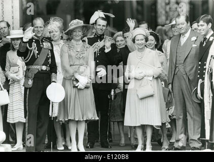 Jul 29, 1981 - Londra, Inghilterra, Regno Unito - Il principe Filippo e la regina Elisabetta dopo il matrimonio. Nozze di Charles, Principe di Foto Stock