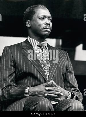 21 dicembre 2011 - Torotich Daniel Arap Moi e il presidente del Kenya, dal mese di agosto 1978, nato nel 1954. Educational in missione e scuole del governo in Kabartonjo Kepsabet e. Insegnante 1945 - 1957. Eletto al Consiglio legislativo 1957. Presidente di Kadu 1950. Il Ministro dell Istruzione, 1961. Il ministro per il governo locale 1962.Il ministro degli Affari Interni, 1964. Vicepresidente, 1967. Foto Stock