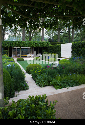 Londra, UK, 19 maggio 2014. RHS Chelsea Flower Show 2014 sponsorizzato da M&G. Il Telegraph giardino disegnato da Tommaso Del Buono un Foto Stock