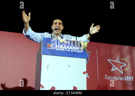 Salonicco, Grecia 21 maggio 2014. Alexis Tsipras, leader della Grecia Syriza opposizione partito e un candidato alla carica di presidente della Commissione Europea che parla nel rally di Salonicco, Grecia la seconda più grande città. Syriza è leader su urne e è impostato per vincere la gara di domenica. Credito: Orhan TsolakAlamy Live News Foto Stock