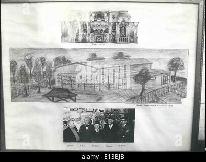 Febbraio 29, 2012 - Un disegno architettonico di Charles Hart Museo proposto che il St Albans consiglio hanno rivolto verso il basso. Di seguito viene riportata una fotografia di Charles Hart con alcuni soci e appassionati di organo, che hanno contribuito a Carlo con i suoi piani Foto Stock