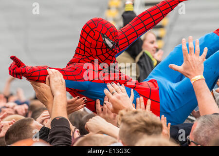 Columbus, Ohio, Stati Uniti d'America. 19 Maggio, 2014. Atmosfera su due giorno del 2014 Rock sulla gamma Festival all equipaggio Stadium di Columbus Ohio su 17 maggio 2014 © Marc Nader/ZUMA filo/ZUMAPRESS.com/Alamy Live News Foto Stock