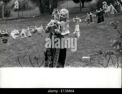 Mar 02, 2012 - appendere fuori i suoi animali domestici il lavaggio Foto Stock