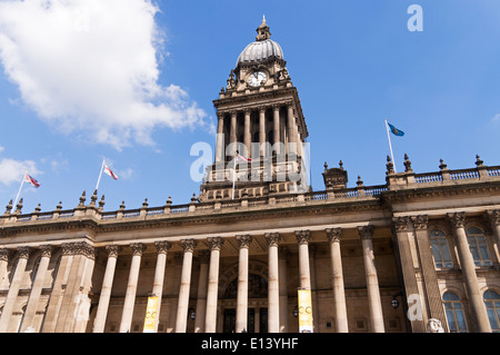Leeds Town Hall, nello Yorkshire, Inghilterra, Regno Unito Foto Stock