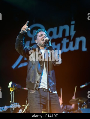 CORDOBA, Spagna 16 Maggio: Dani Martin durante il loro tour di concerti in Cordoba. Il teatro Axrquia di Cordoba, Foto Stock