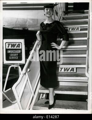 Mar 31, 2012 - Edoardo Vianello aeroporto, N.Y., Sett. 25 - Gypsy Rose Lee, Stripteaser-Turned-autore, schede Trans World Airlines piano Foto Stock
