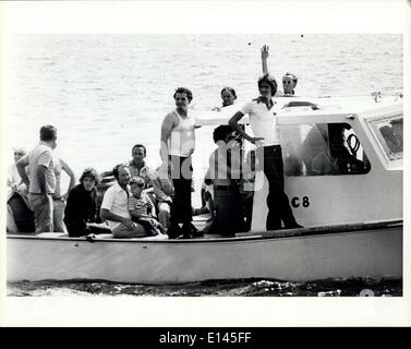 Apr. 04, 2012 - una barca caricata di rifugiati cubani che arrivano a Key West.