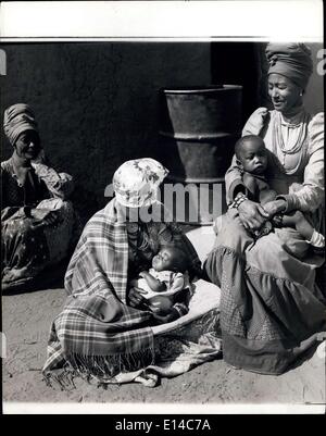 Apr. 17, 2012 - Africa del sud-ovest Herero donne, ex pregiudiziale tribù di SWA. Foto Stock
